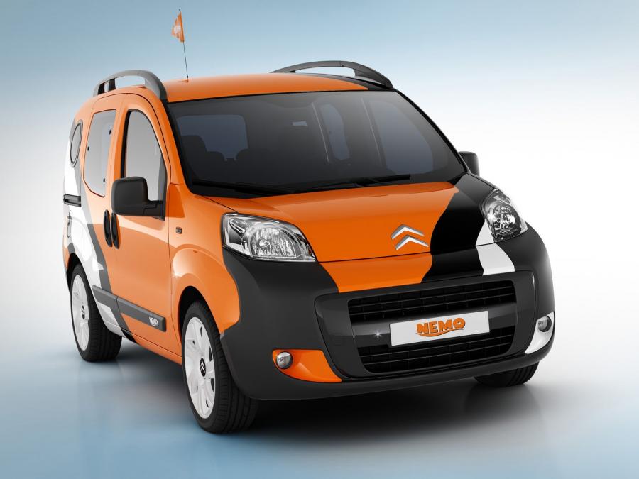  Citroen Nemo Concetto 2007 года  (фото 6 из 20)